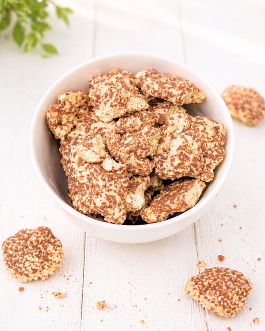 Gefriergetrocknete Crunchy Wunchy in einer Schüssel in der Draufansicht, knusprig und hochwertig als Produktfoto dargestellt.