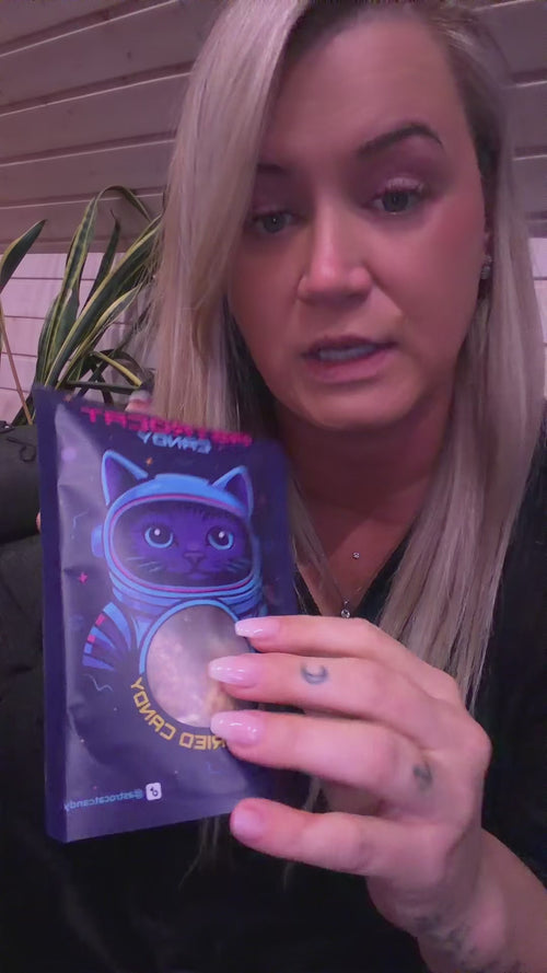 Taste-Test 1: Gefriergetrocknete Maxischnitte von Astrocat Candy.